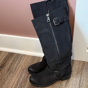 Black Knee-High Women's Boots